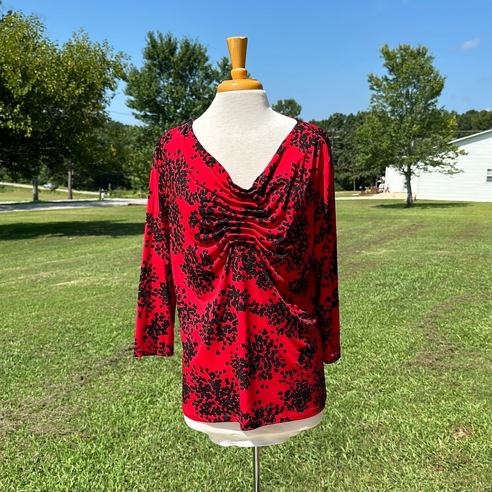 Black and red top